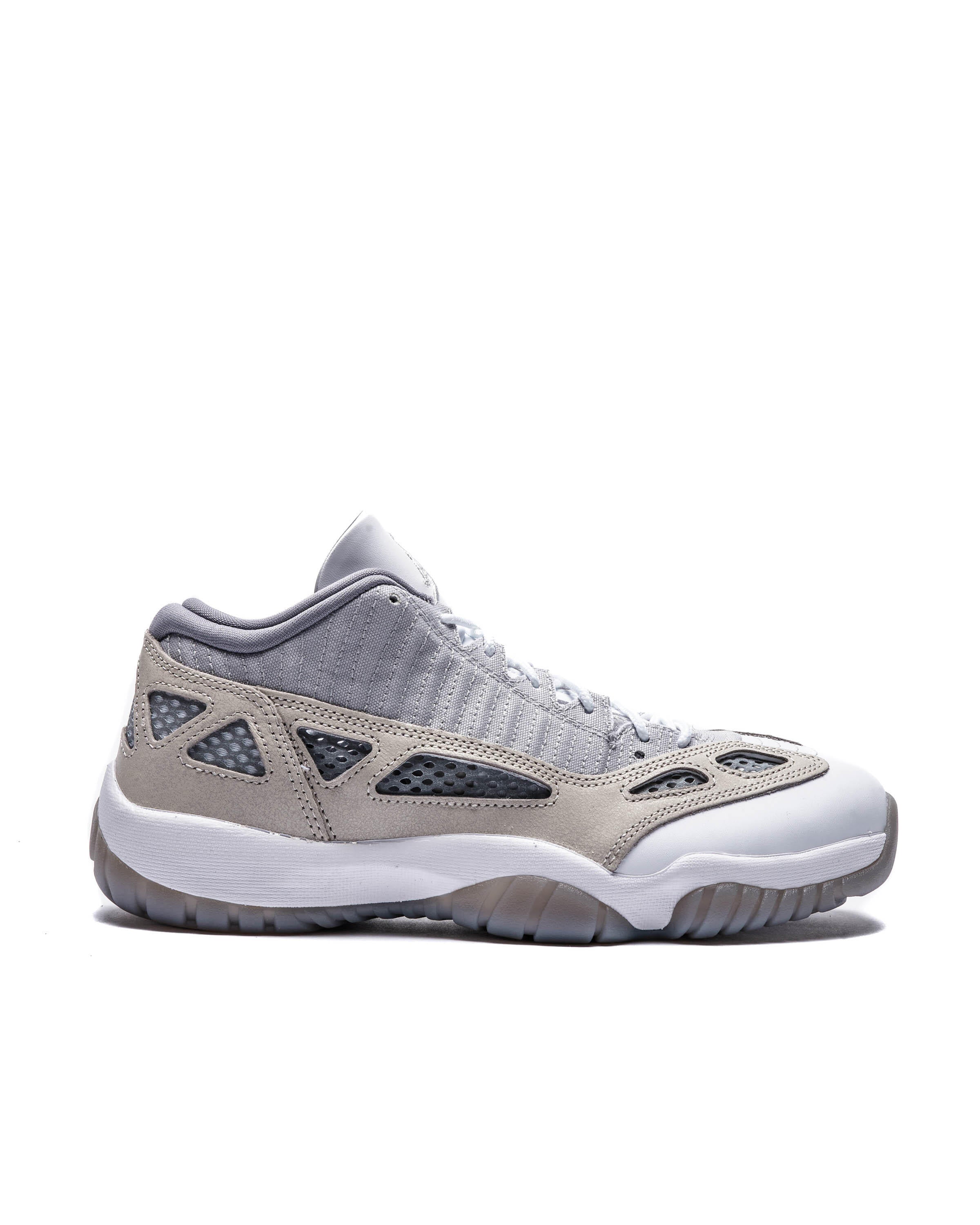 Air Jordan 11 RETRO LOW IE