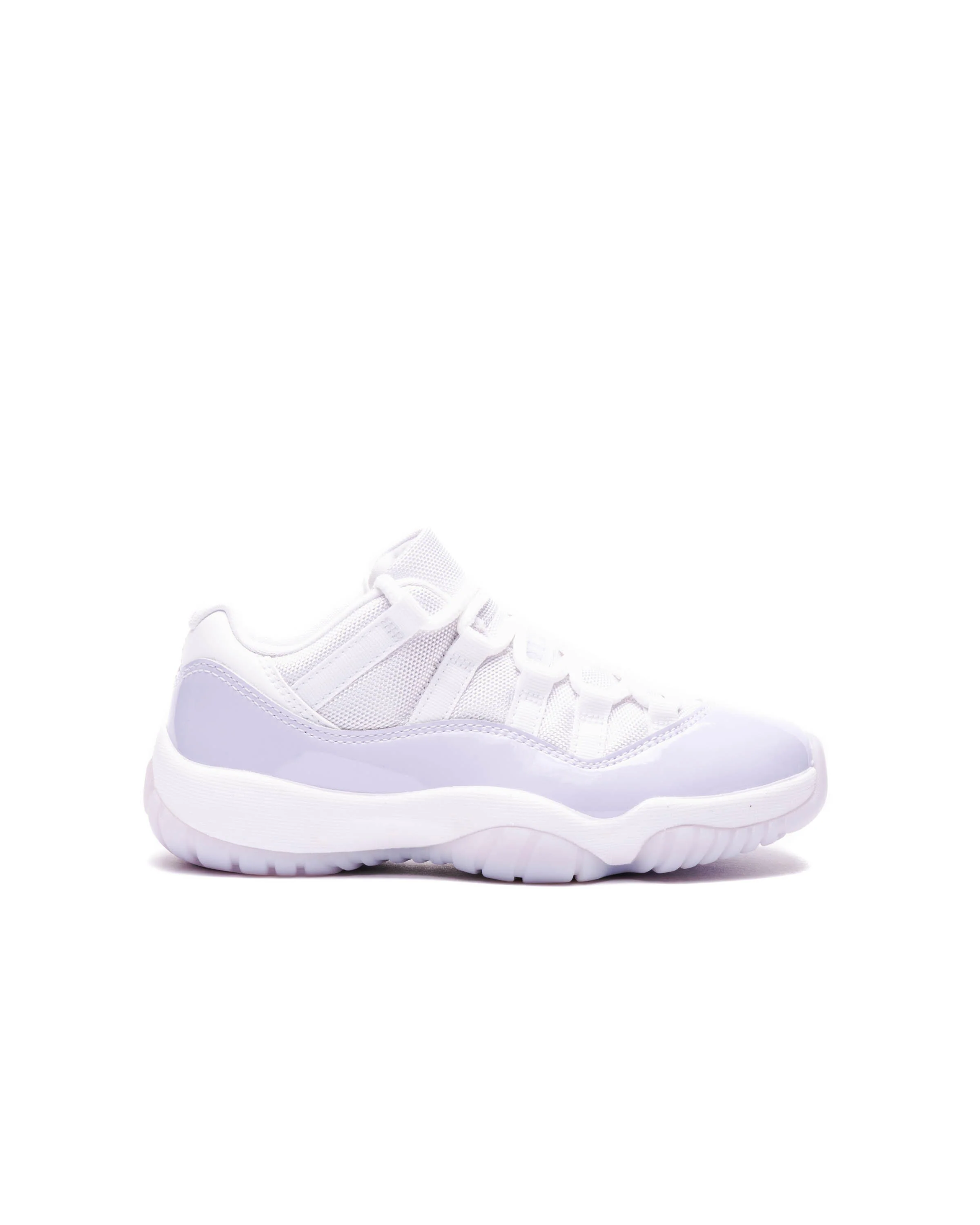 AIR JORDAN WMNS 11 RETRO LOW