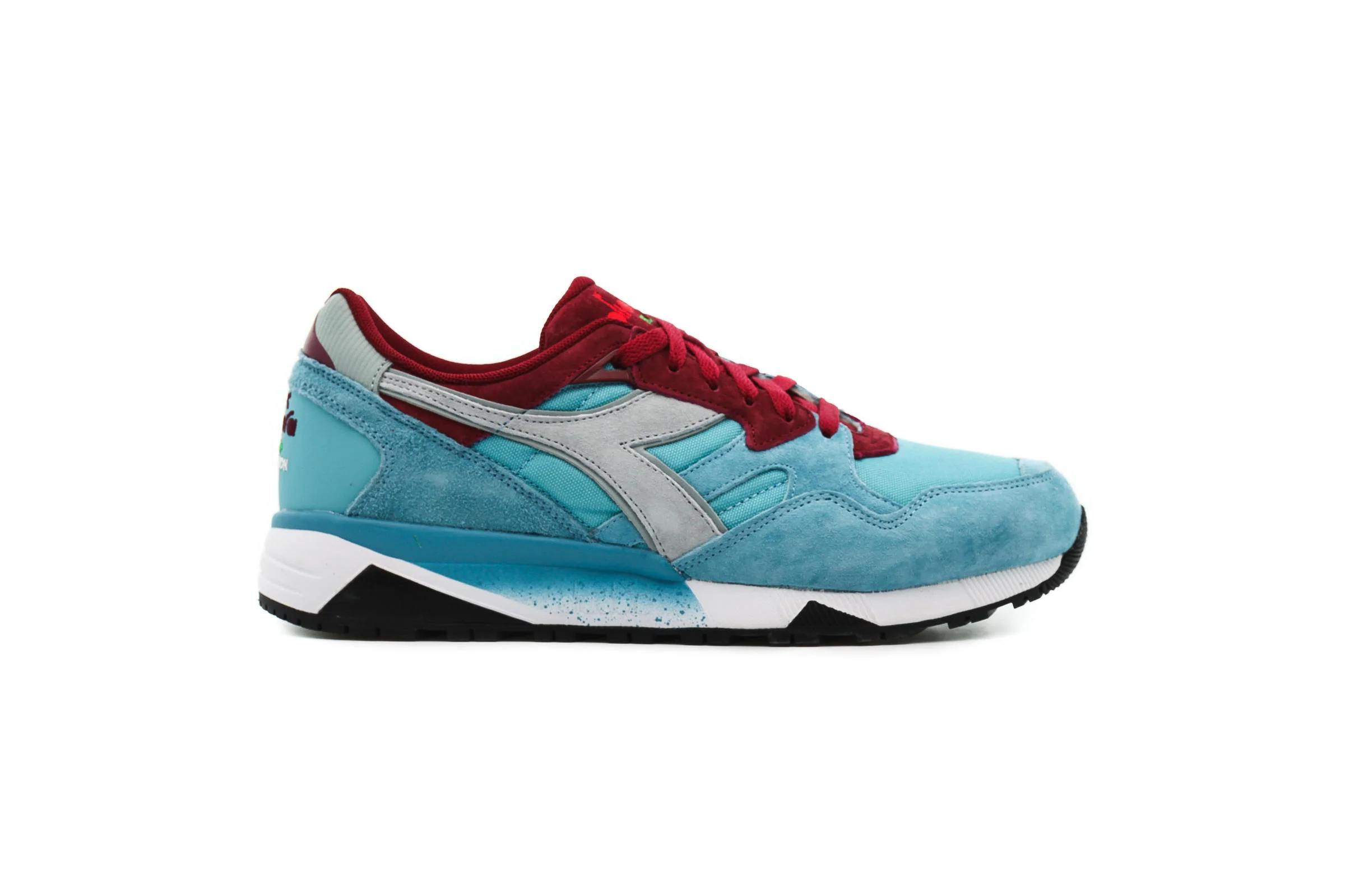 Diadora N9002 OVERLAND