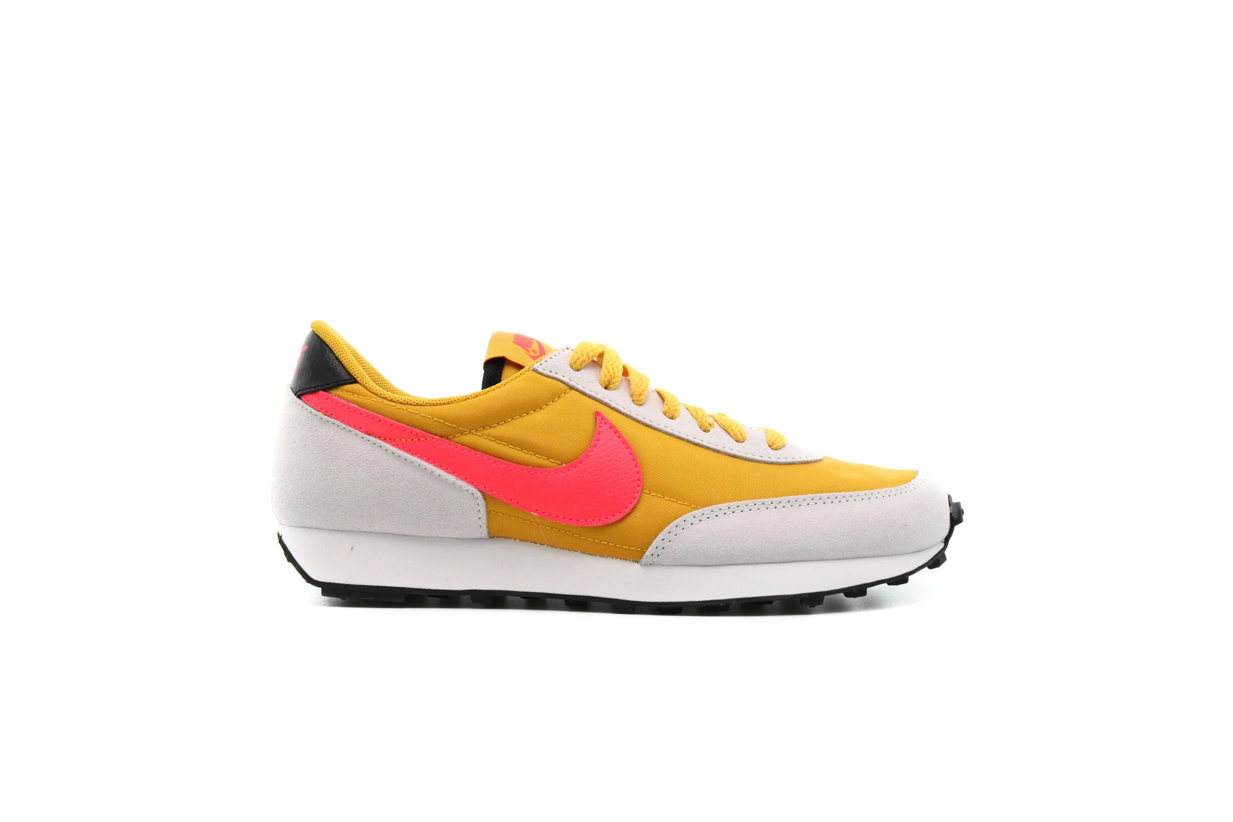 Nike WMNS DAYBREAK "DARK SULFUR"