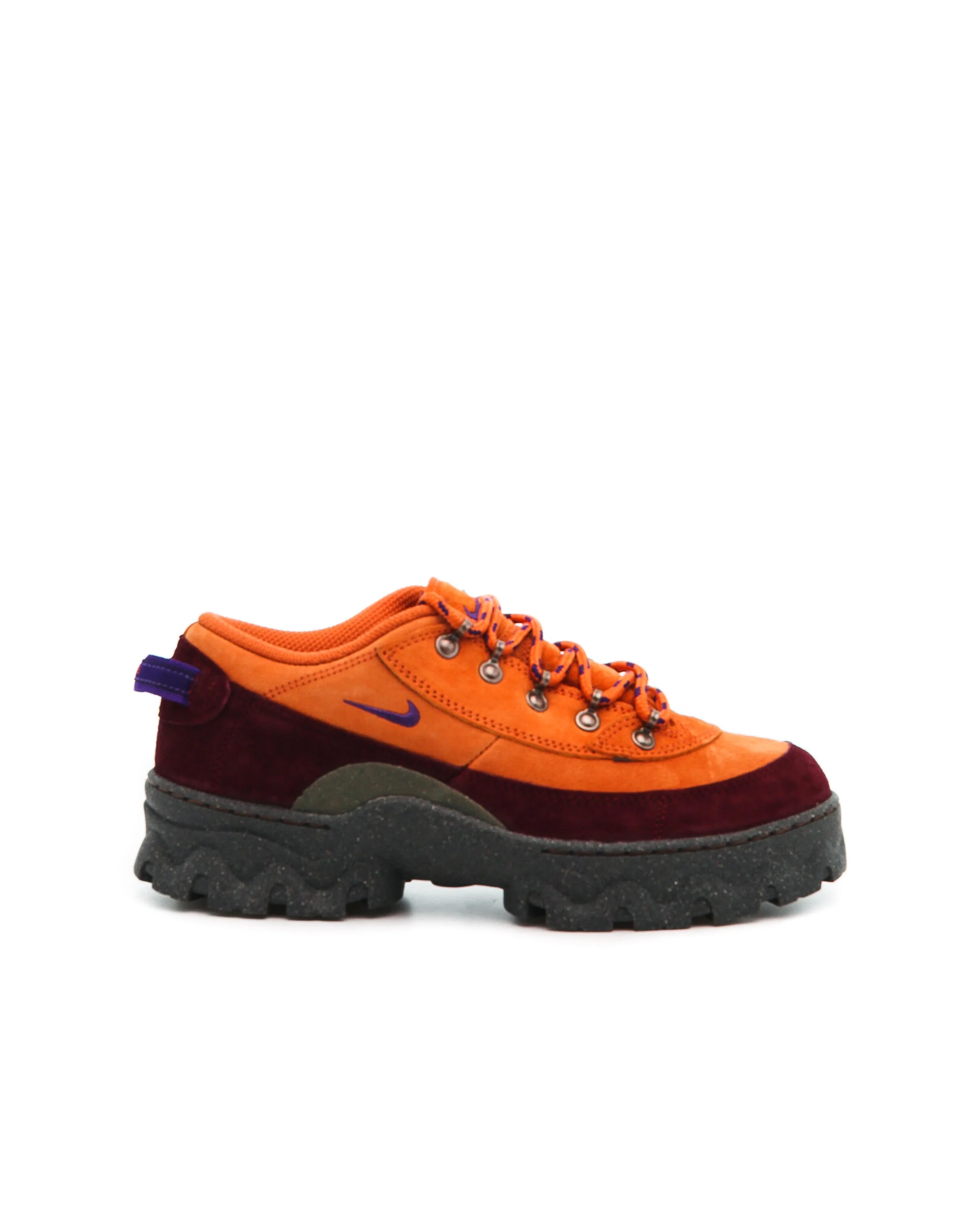 Nike WMNS LAHAR LOW