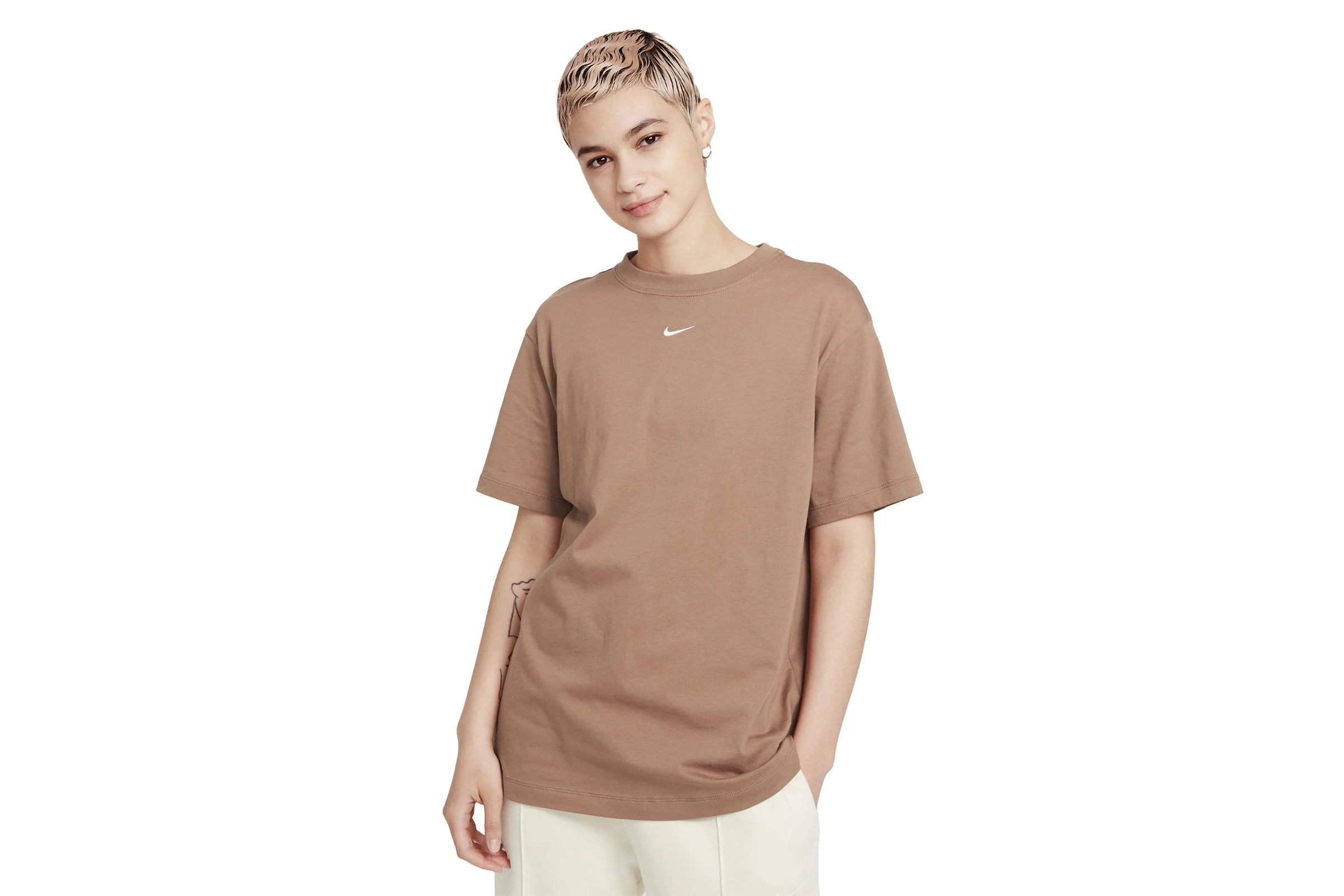 Nike WMNS ESSENTIALS TEE