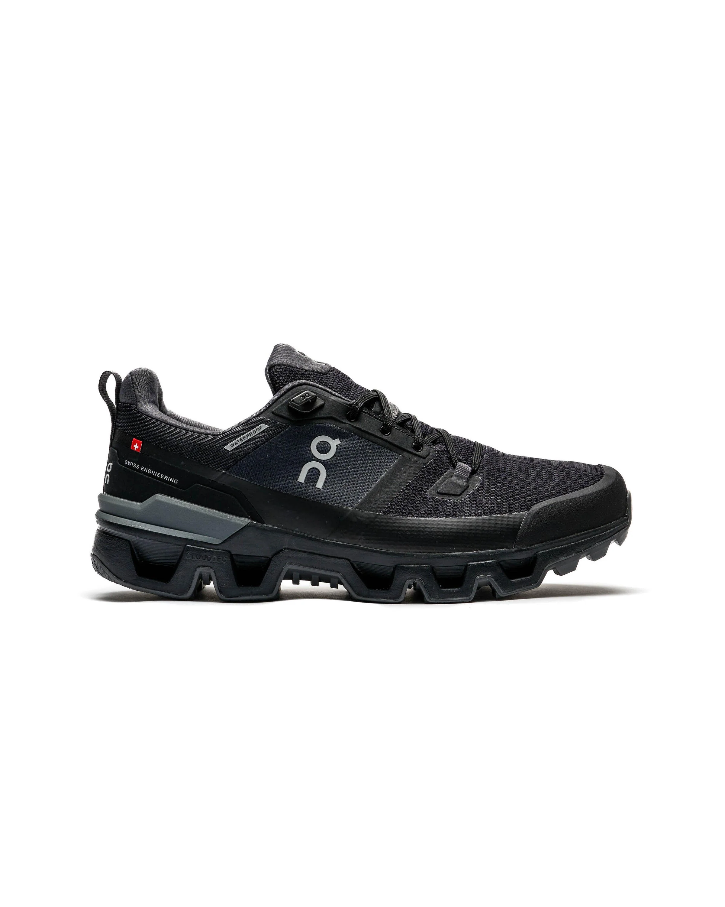 ON Running Cloudwander Waterproof