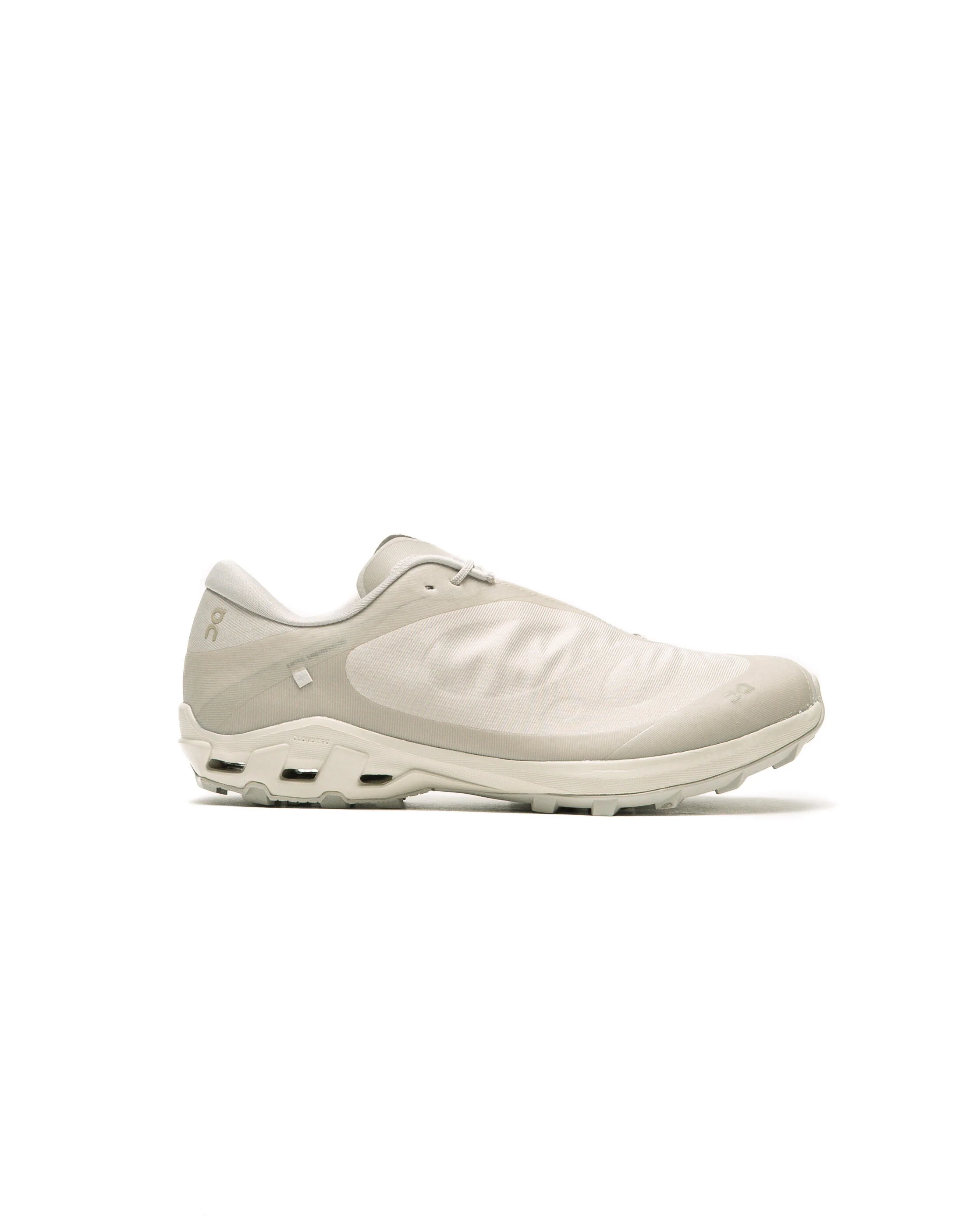 On Running x PAF Cloudventure Peak