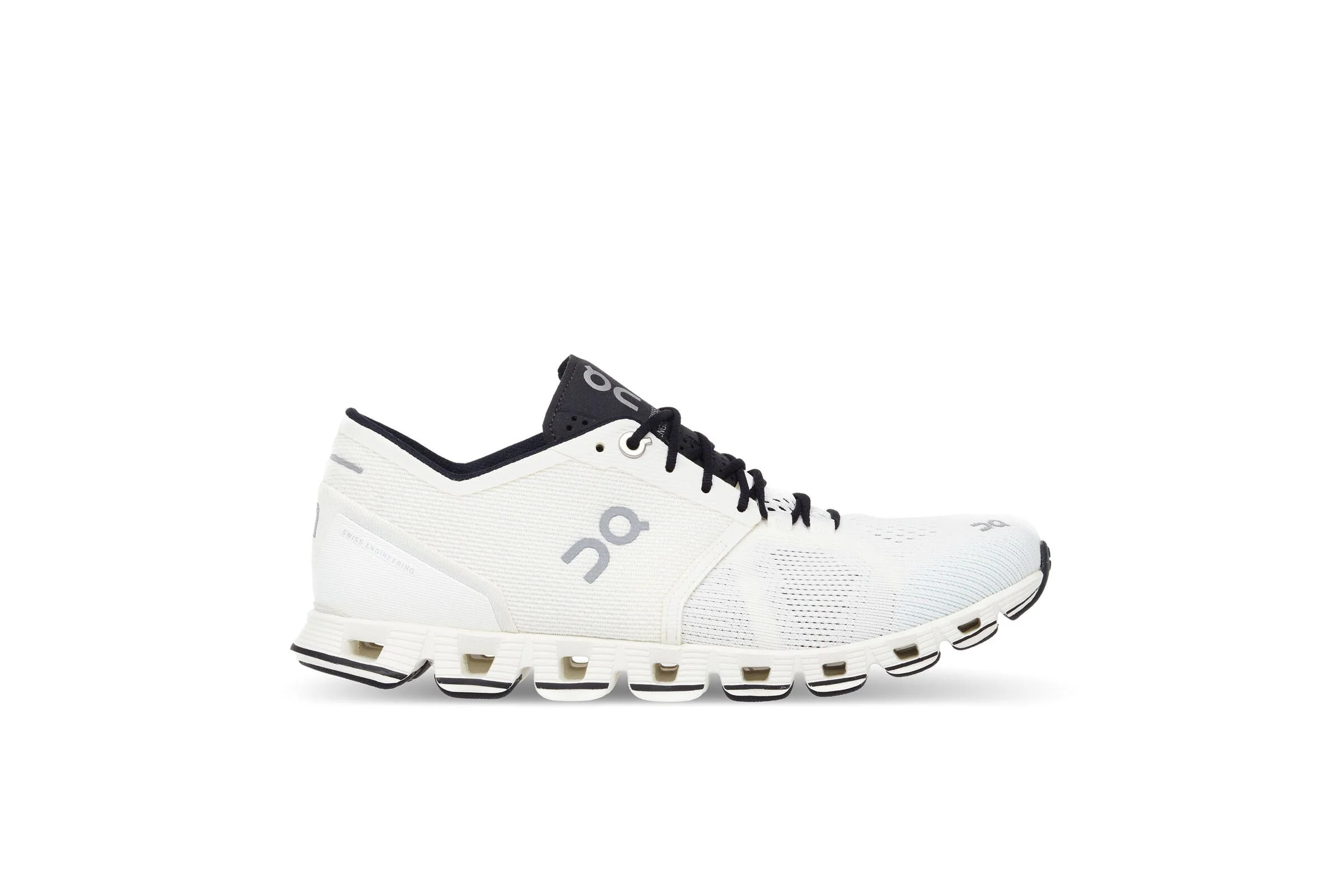 ON Running WMNS CLOUD X "WHITE"