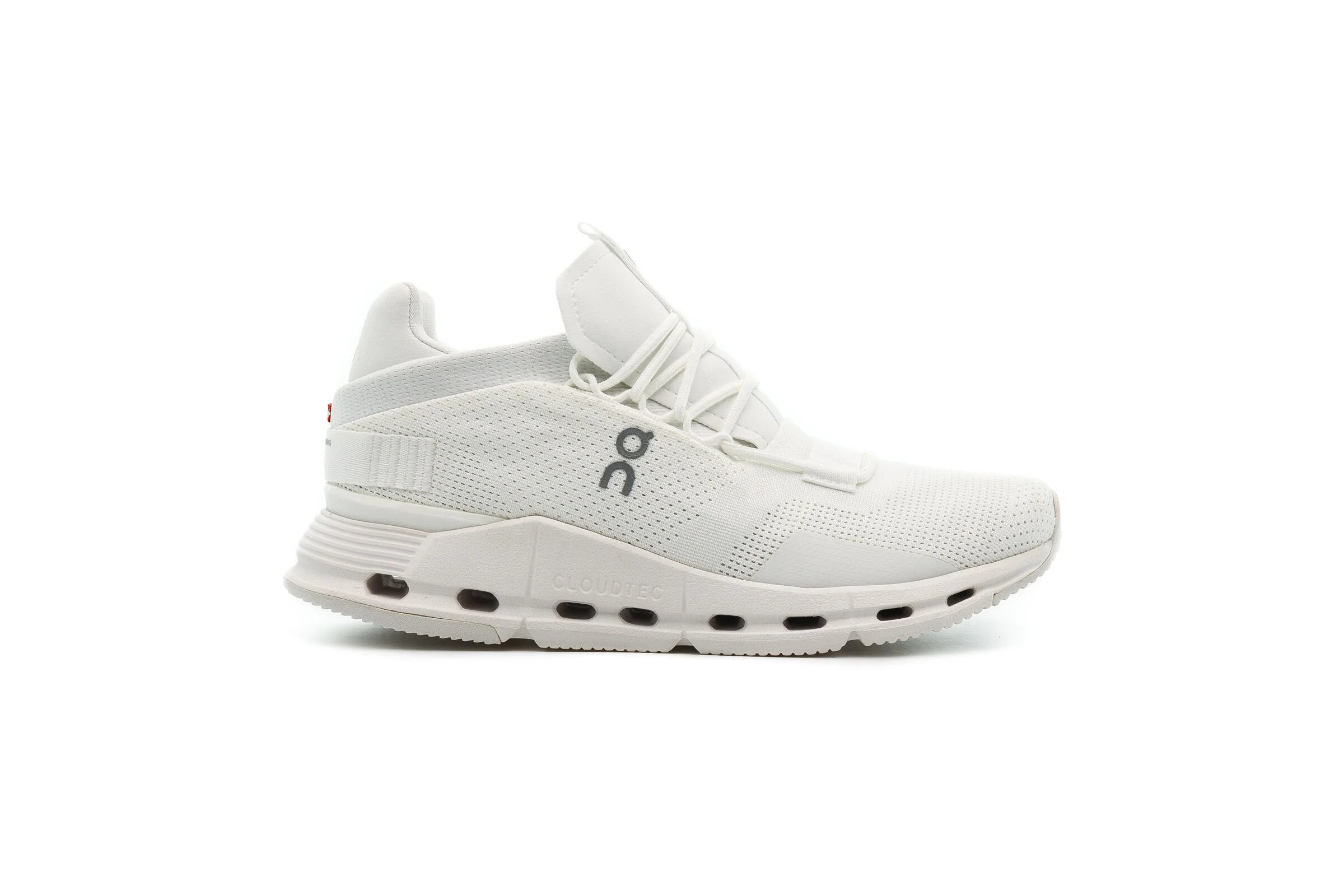 ON Running WMNS CLOUDNOVA "ALL WHITE"
