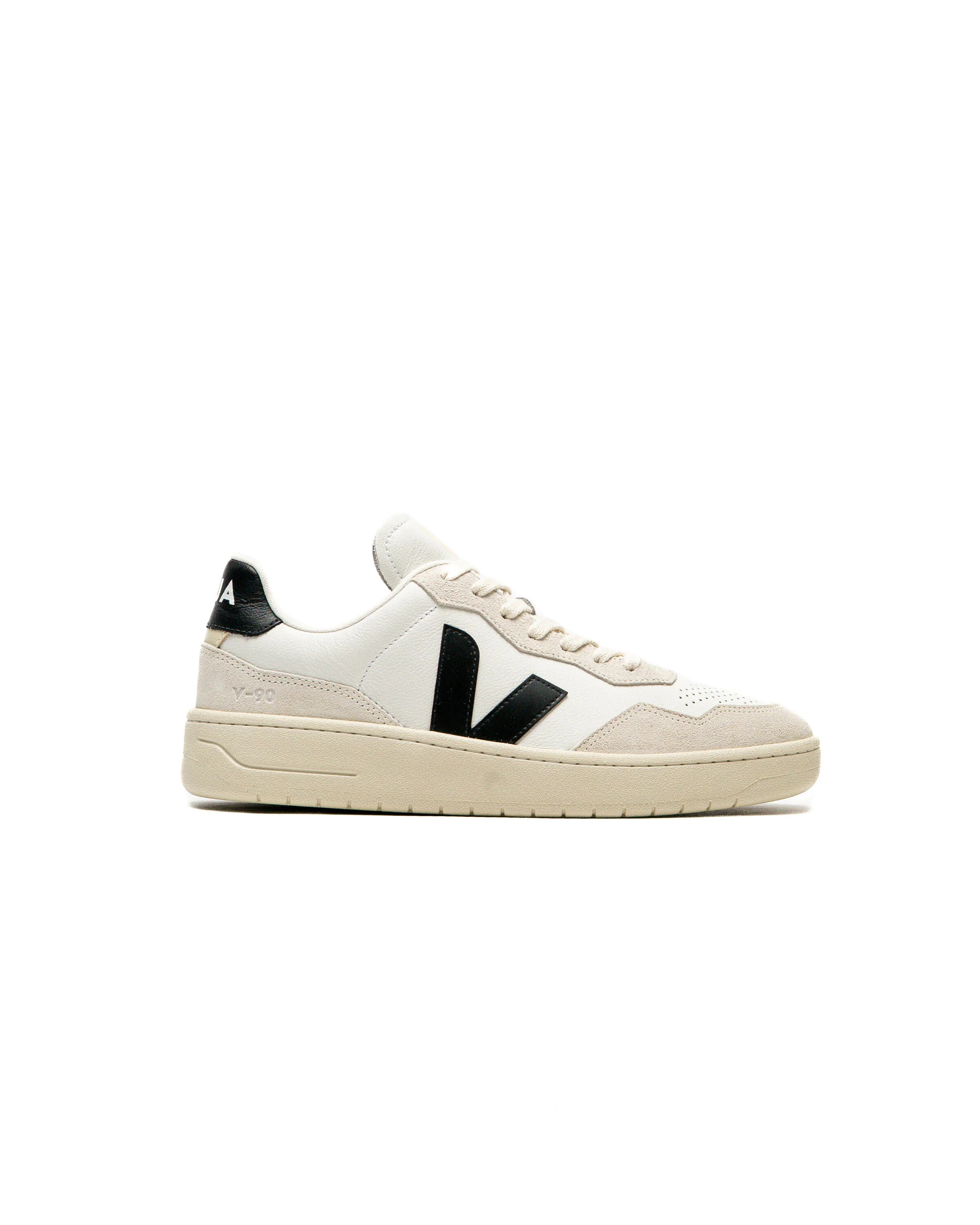 Veja V-90 O.T. LEATHER