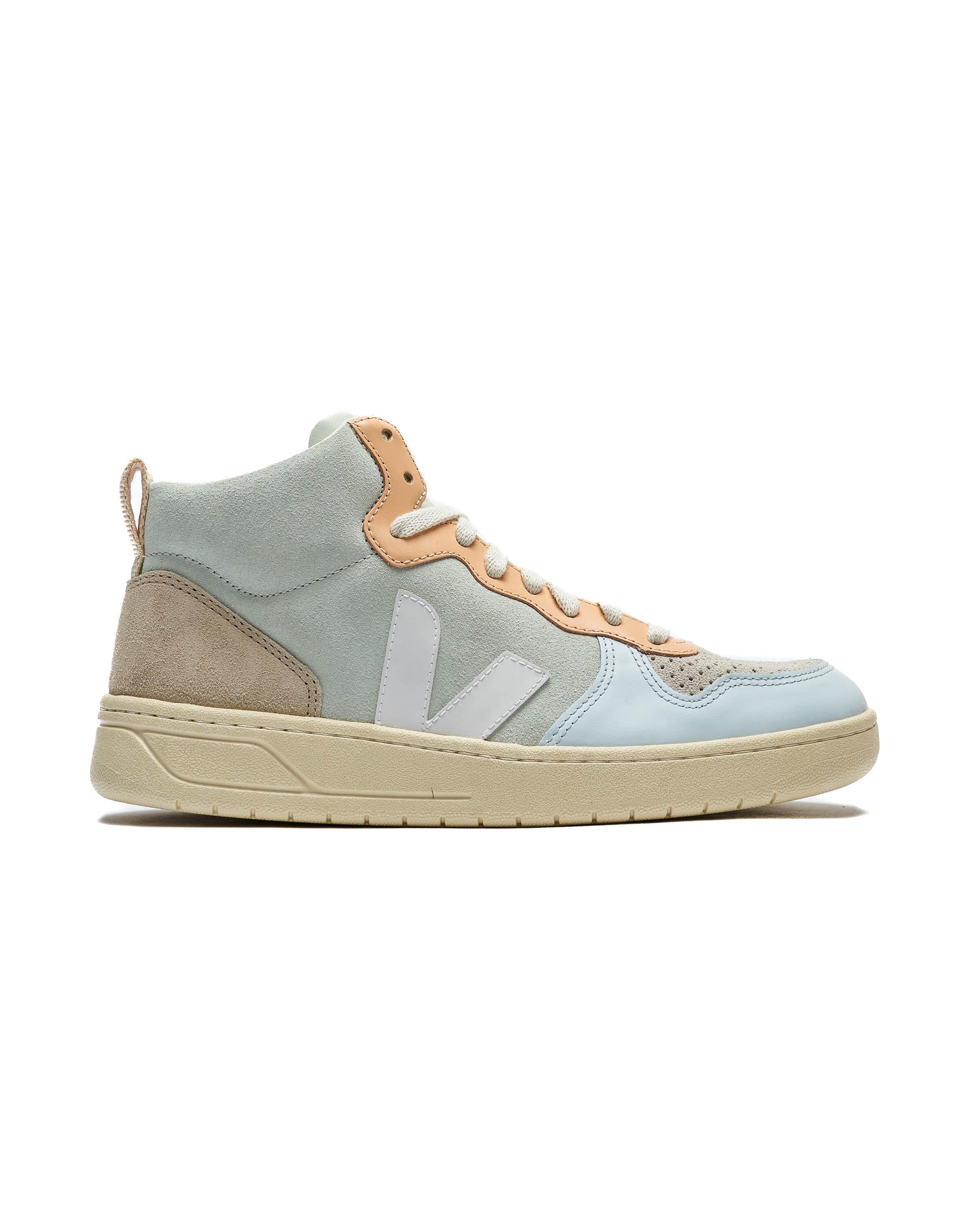 Veja WMNS V-15