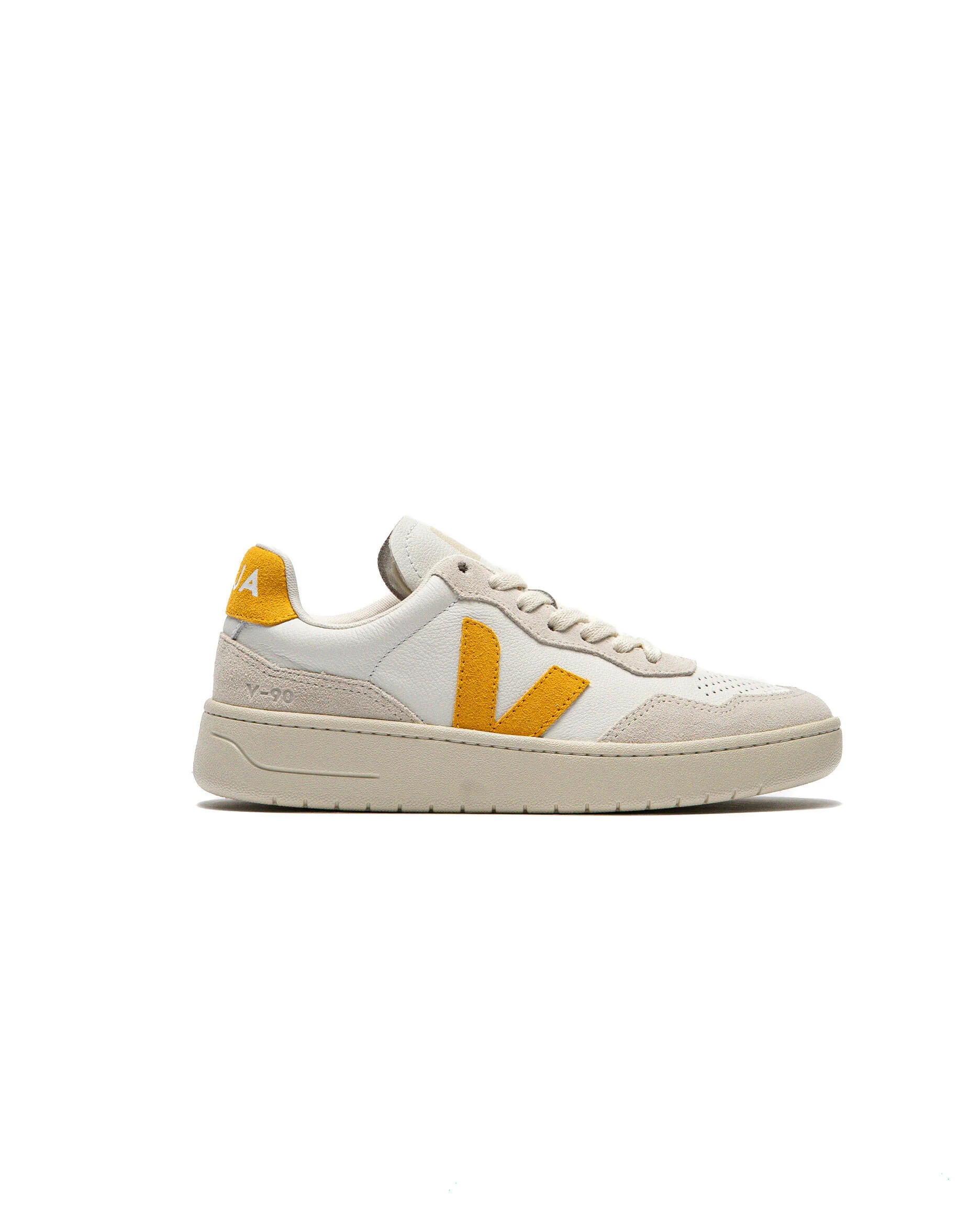 Veja WMNS V-90